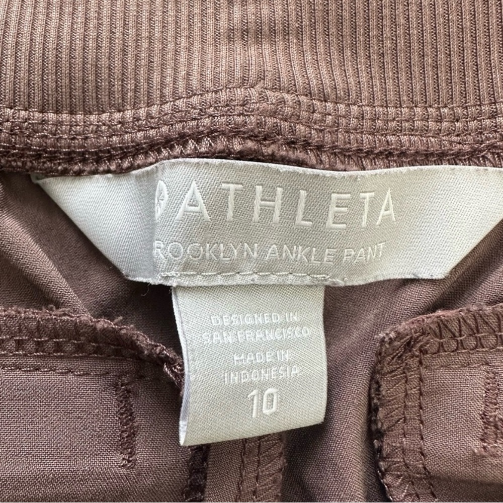 Athleta Brooklyn Ankle Pant in Brown